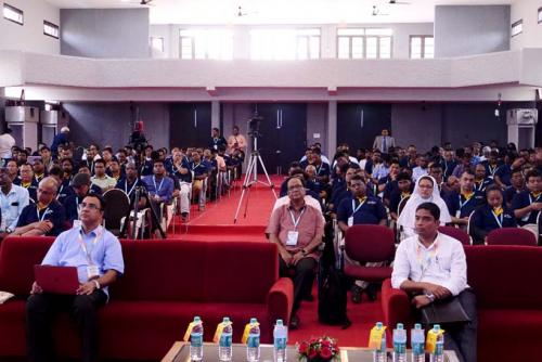 DAY_2_Sessions_Photo_1