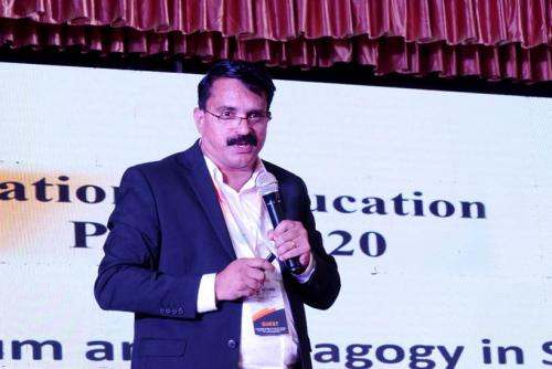 DAY_2_Sessions_Photo_10