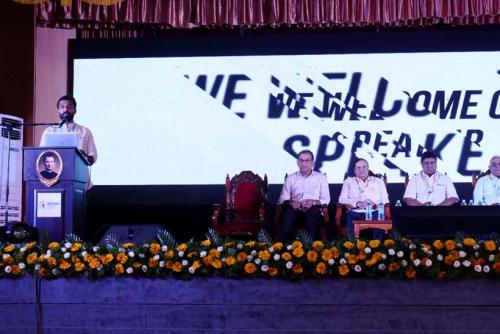 DAY_2_Sessions_Photo_18