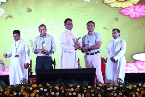 DAY_4_Closing_Photo_32