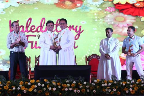 DAY_4_Closing_Photo_33